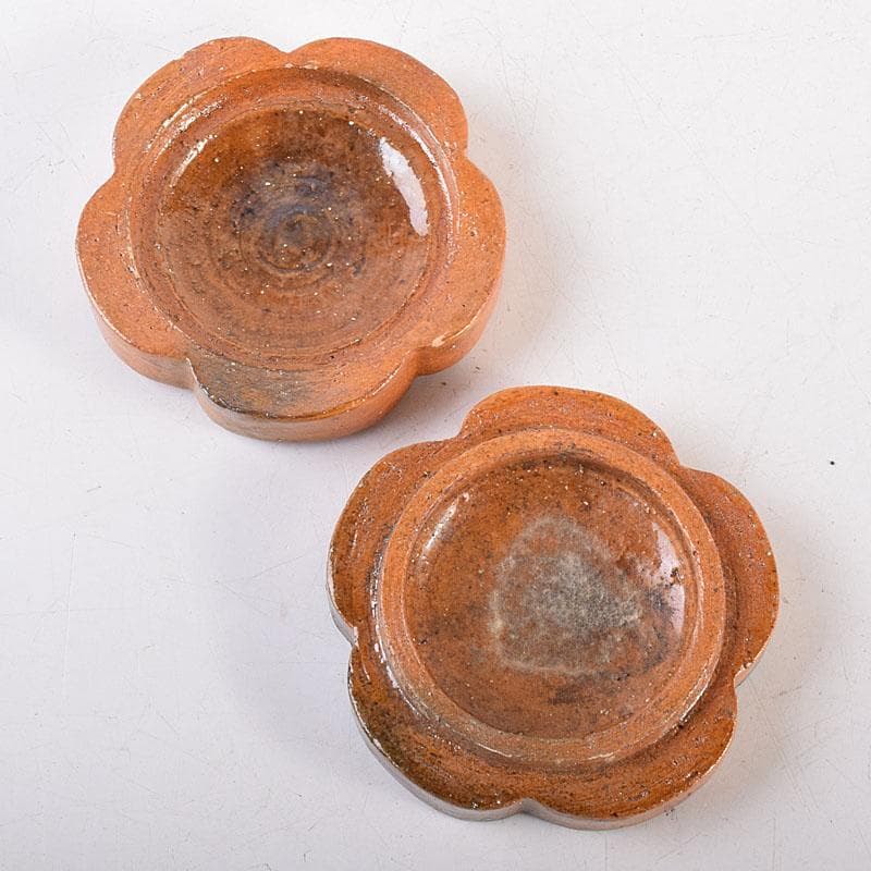 茶道具　大樋焼　九代　大樋長左衛門作　飴釉　捻梅香合　共箱　V　8334