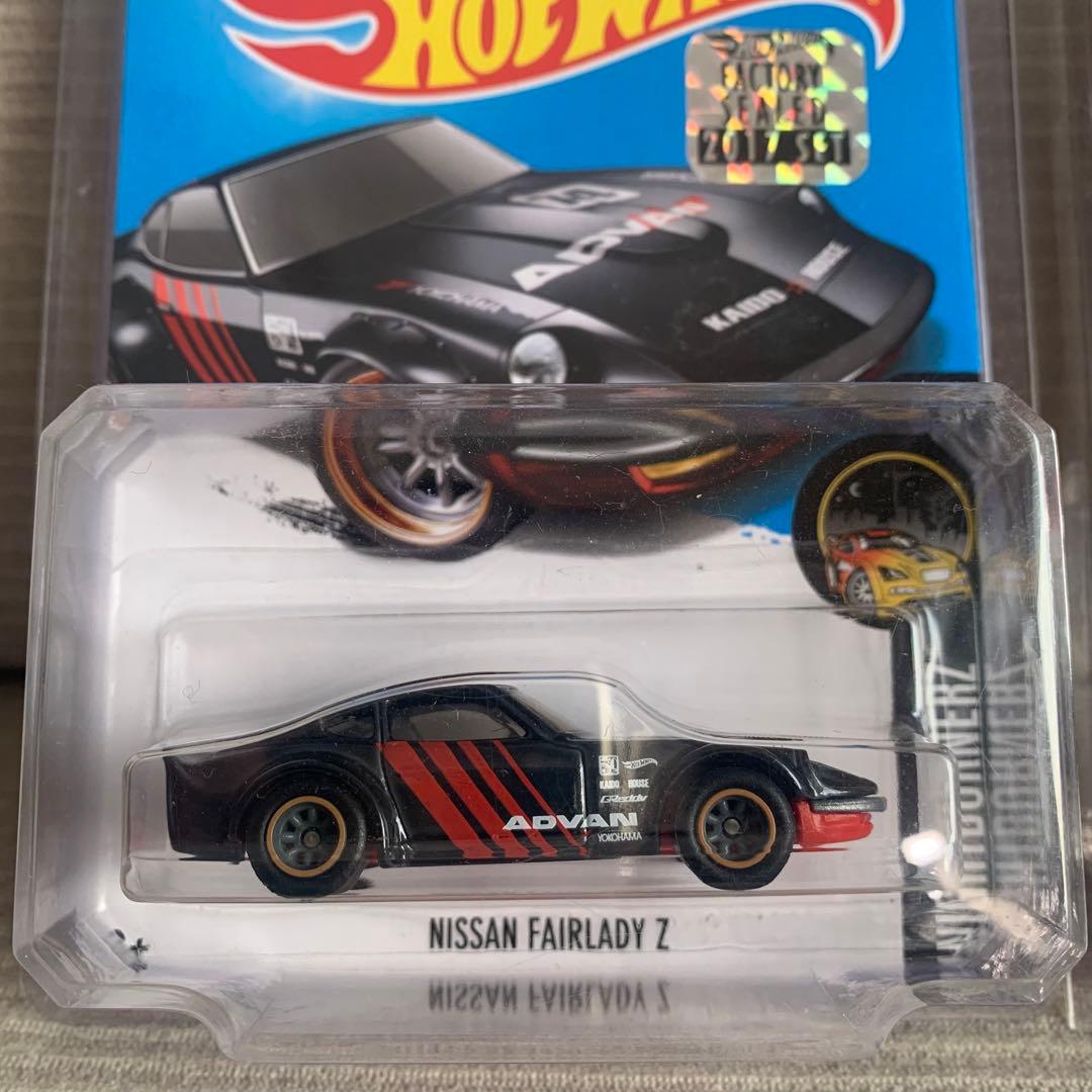 ホットウィール Custom Datsun 240& フェアレディ2台セット