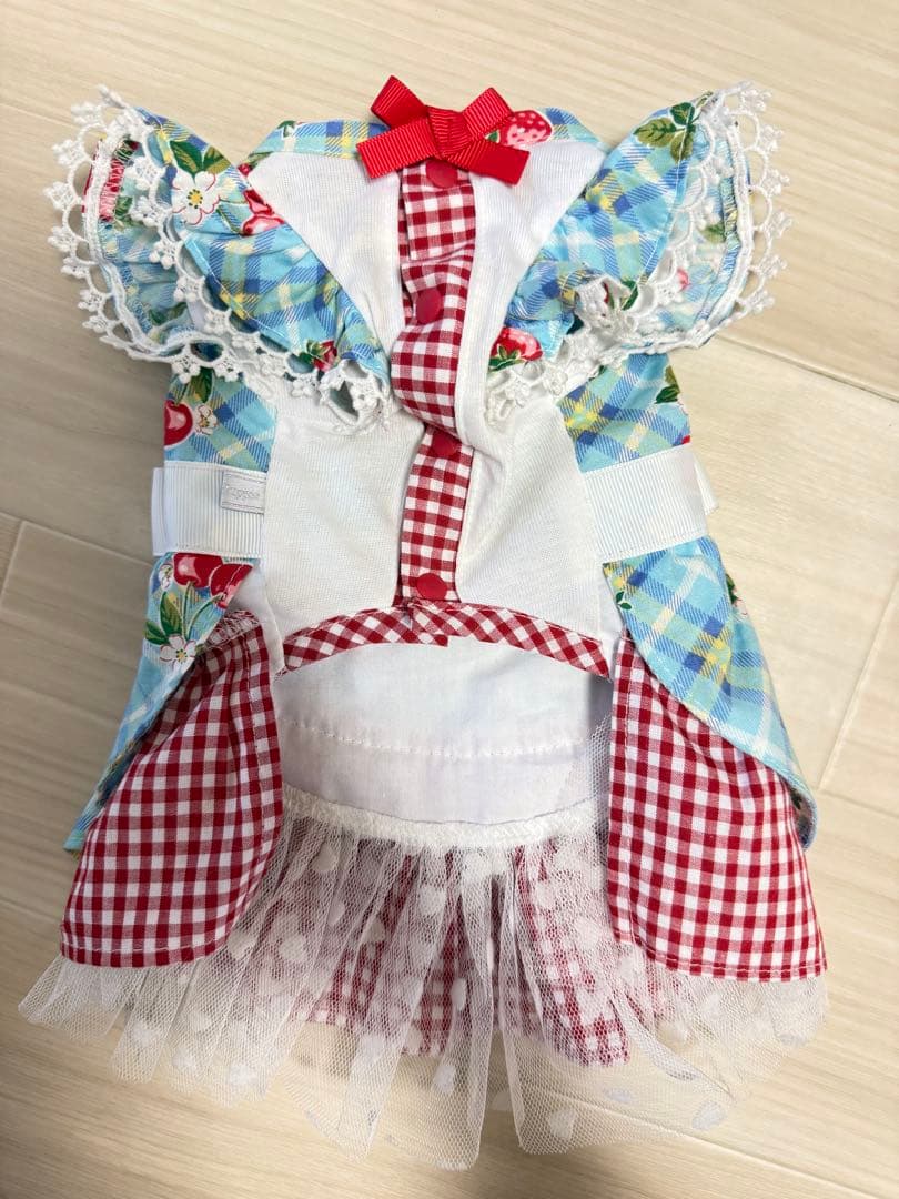 限定品！Candybuppie さくらんぼいちごワンピース犬服 XSTサイズ