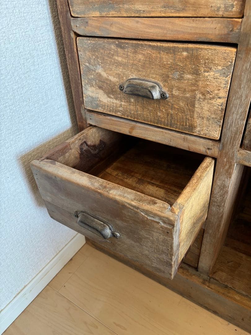 アンティーク風木製キャビネット ACME Furniture