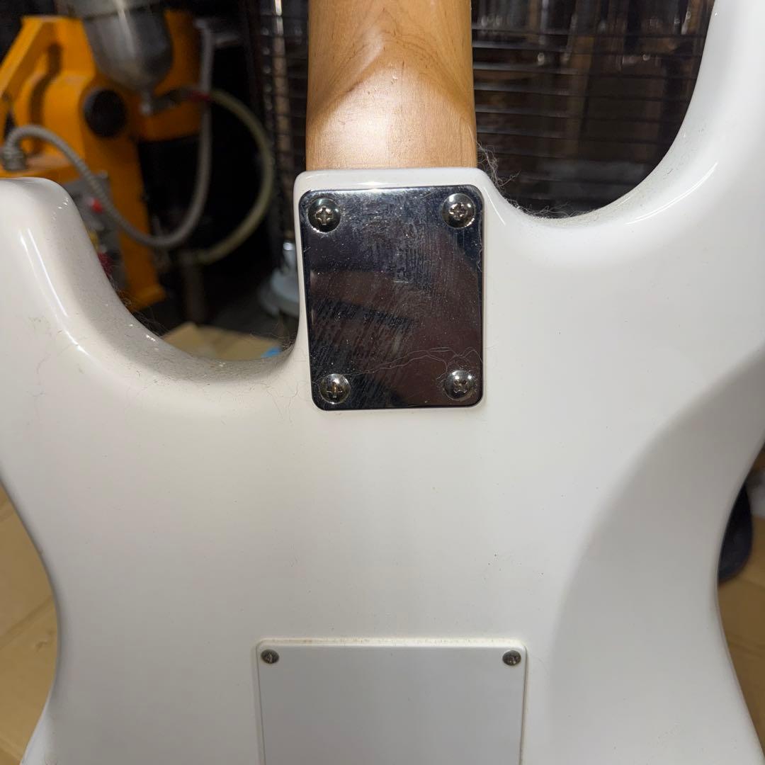 Pulsar エレキギター ホワイト