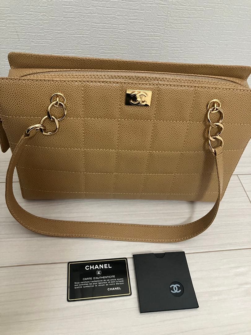 新品同様ヴィンテージ CHANEL ベージュ レザー ハンドバッグ