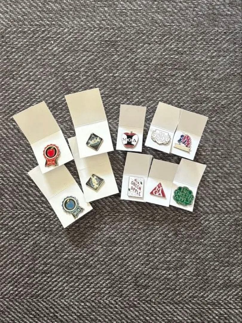 MGA ピンバッジ 10個セット