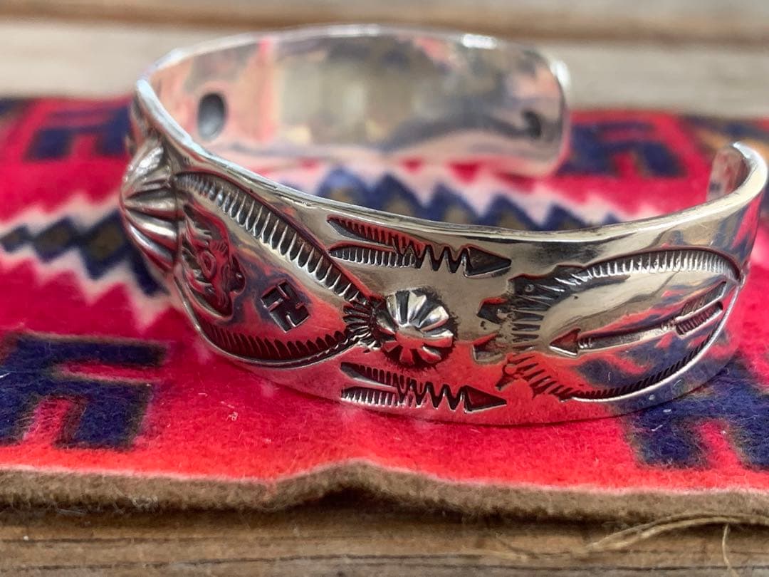 ラリースミス SHELL BRACELET 廃盤　スワティカ　サンダーバード