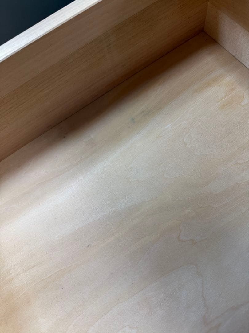 両開き　収納棚　収納　カリモク