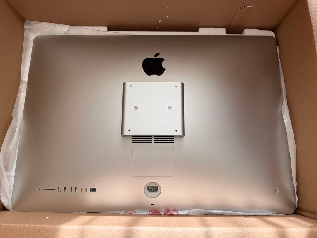 VESAマウント27インチiMac Retina5Kディスプレイ2017 SSD