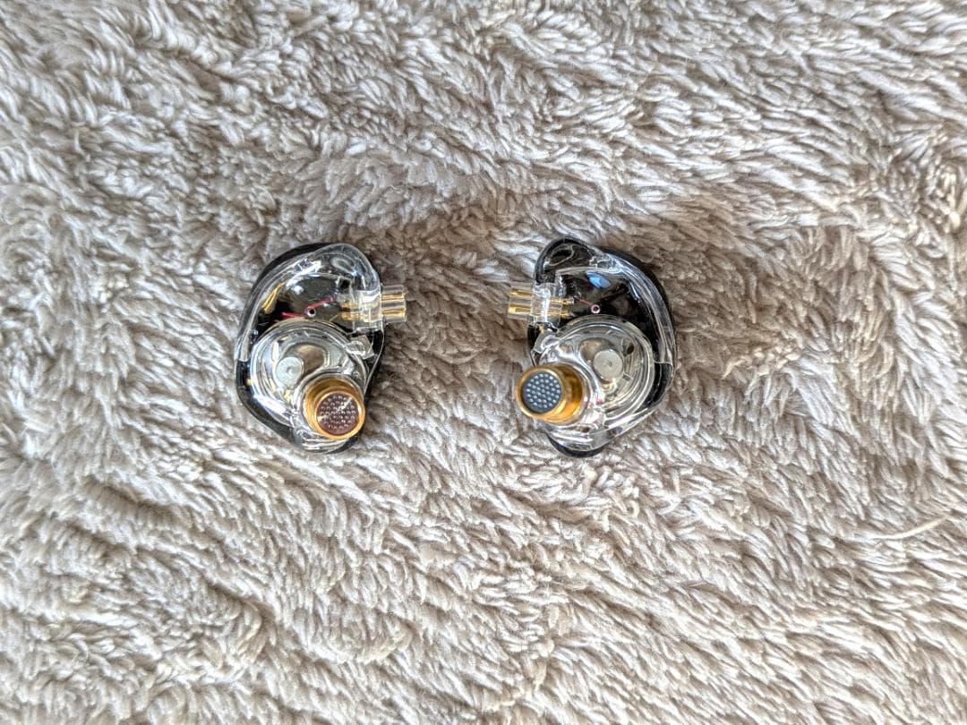 CCA / TRN イヤフォン ＋ 4.4mmバランスケーブル