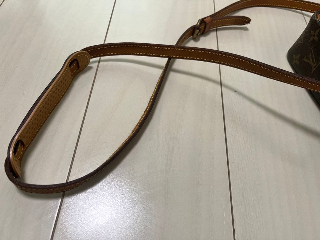 Louis Vuitton ショルダーバッグ