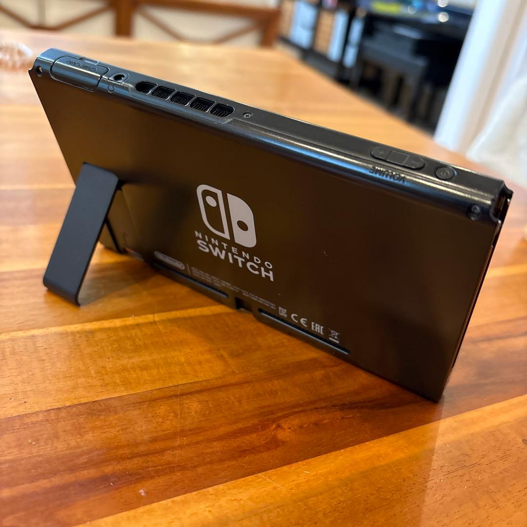 Nintendo Switch 本体　有線LANのコネクター付き　スイッチ