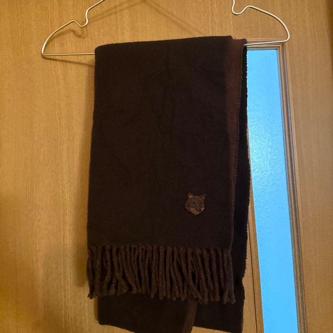 メゾンキツネ 　マフラー　ストール　ブラウン