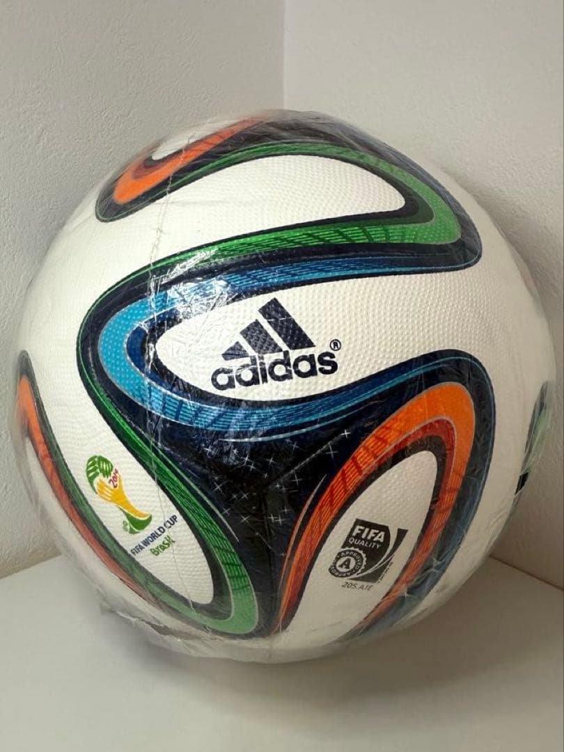 adidas Brazuca サッカーボール 2014
