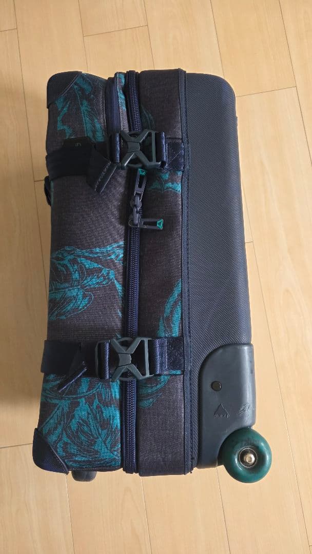 BURTON Wheelie Double Deck　86L