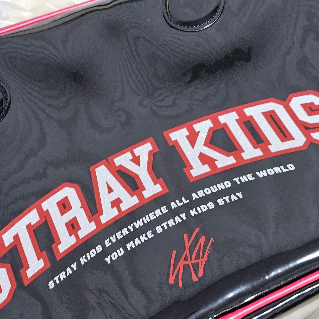 【期間限定値下げ】Stray Kids ボストンバッグ