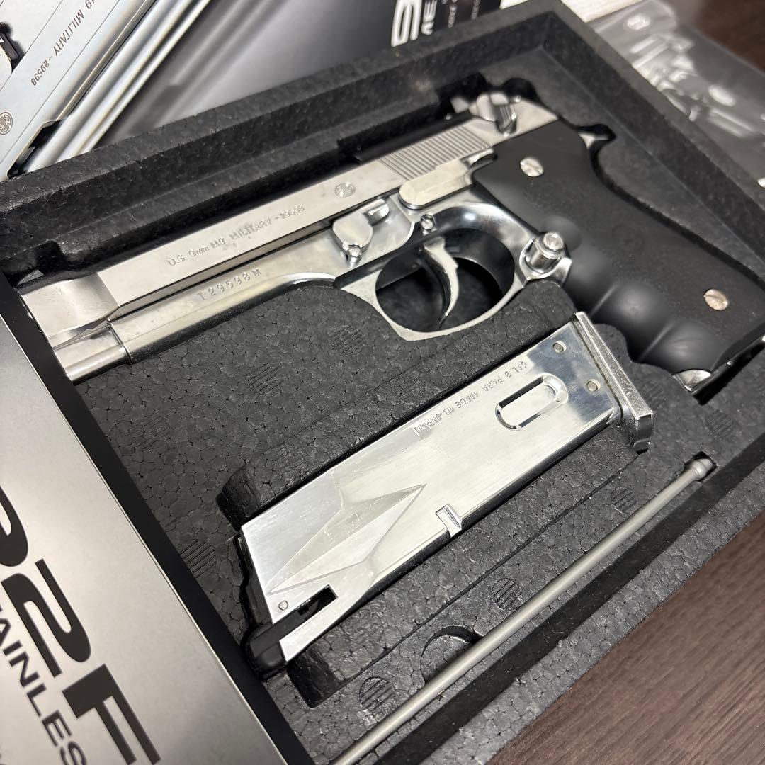 東京マルイ ガスブローバック M92 クロームステンレスモデル