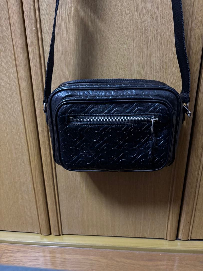 BURBERRY モノグラムブラック ショルダーバッグ