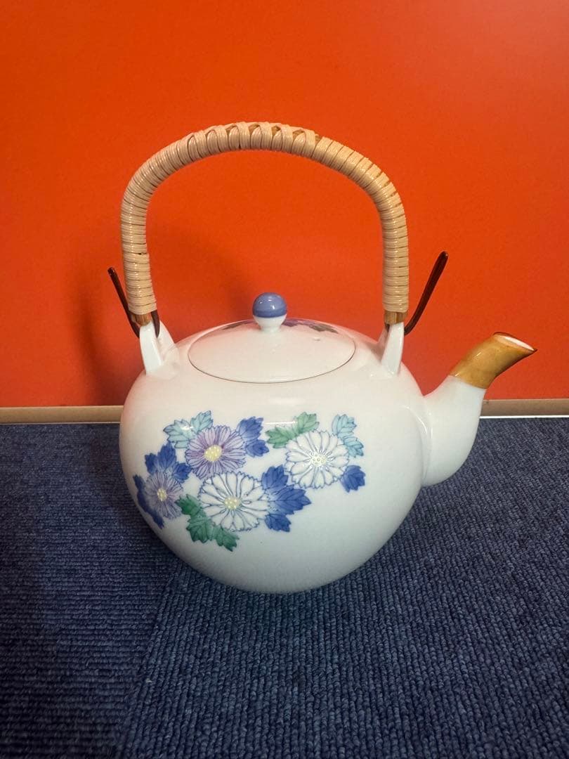 1753  香蘭社　花柄文　急須