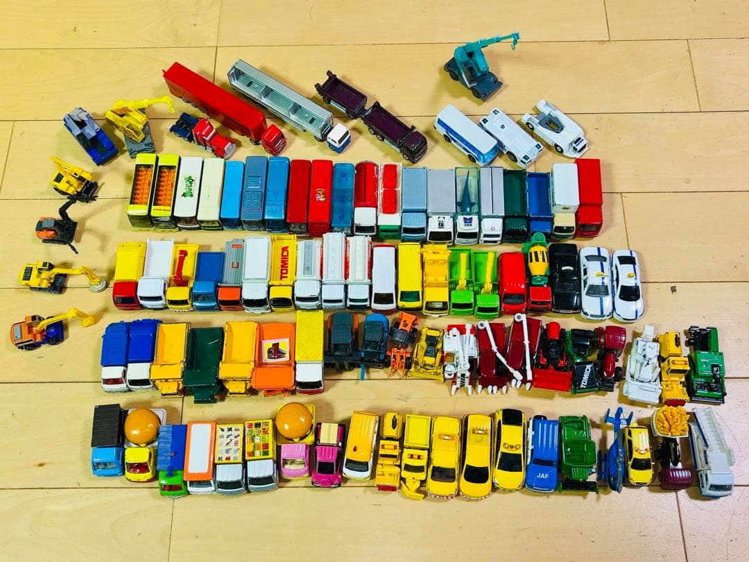 トミカセットE 約377台+オマケ付