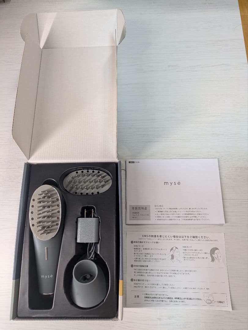 【美品】mysé（ミーゼ）スカルプリフト　頭皮用電気ブラシ・美顔器