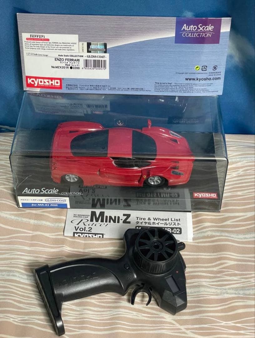 Kyosho Mini-Z Racer Ferrari Enzo レッド