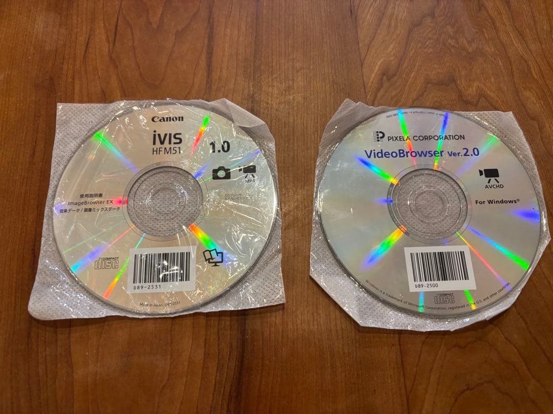 ビデオカメラ CANON ivis HFM51 video camera
