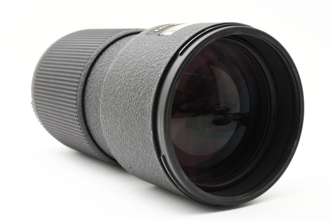 Nikon AF NIKKOR 80-200mm f/2.8 D ED　ニコン