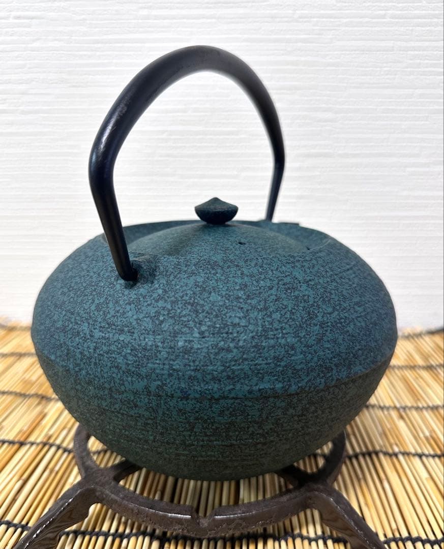 未使用品　鋳心ノ工房　増田尚紀デザイン　平つぼＬ　鉄急須　南部鉄瓶　南部鉄器