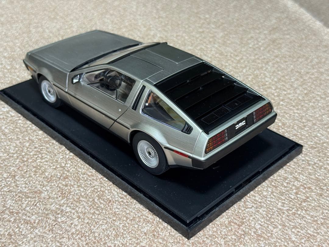 Autoart DeLorean DMC-12 オートアート デロリアン1/18