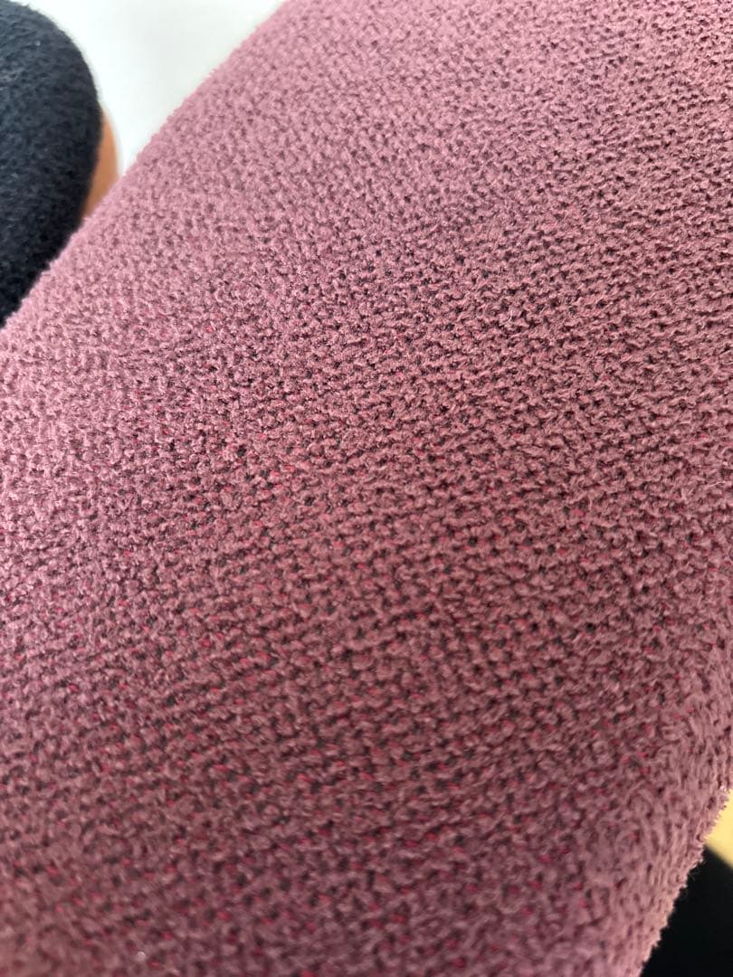 Yuki　楕円形スツール 黒 ワインレッド 2色