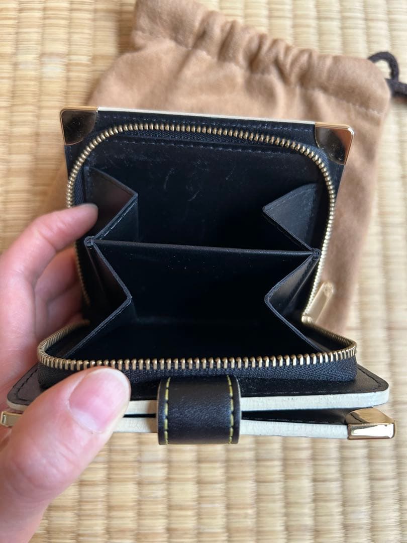 Louis Vuitton 二つ折り財布 黒 保存袋付き