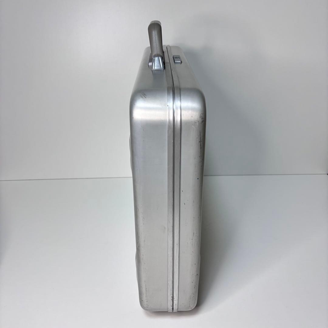 ZERO HALLIBURTON ゼロハリバートン アタッシュケース ダイアル