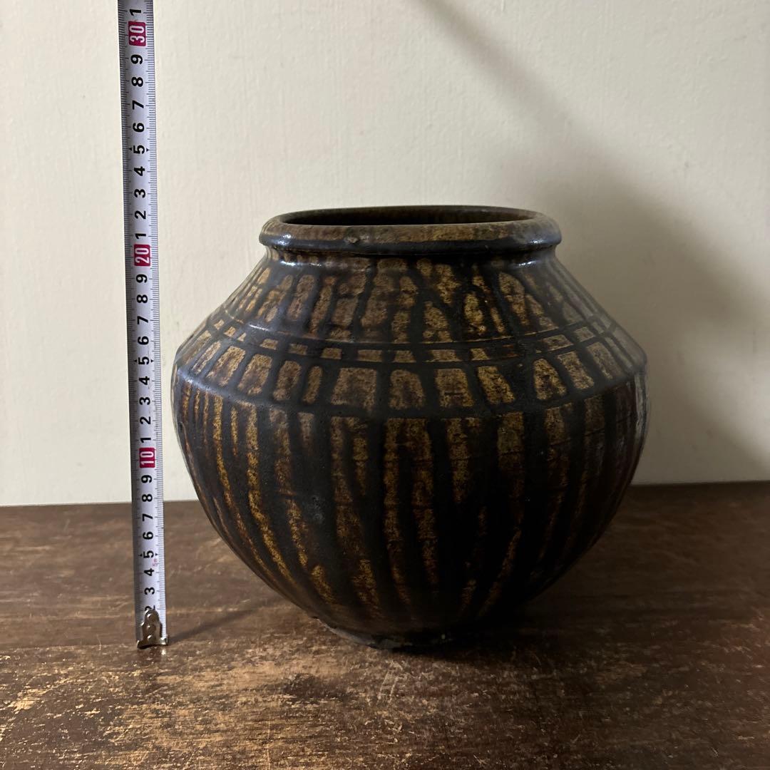 黒高麗壷　信楽　伊賀焼　古道具　古備前　李朝　骨董　花入　花器　古美術　古美術