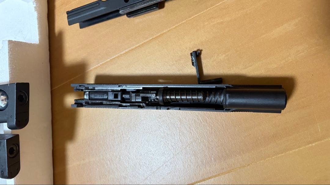 トイガン Carbon8 M45