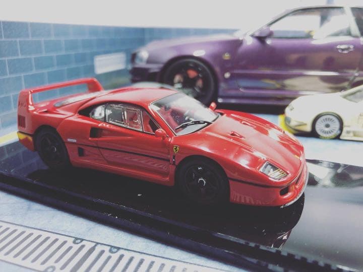 フェラーリ　f40  1/43