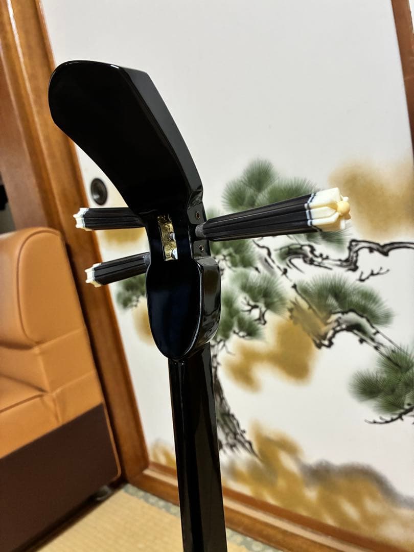 沖縄三線！貴重！知念大工型！本蛇皮！本張り！【一枚張り】