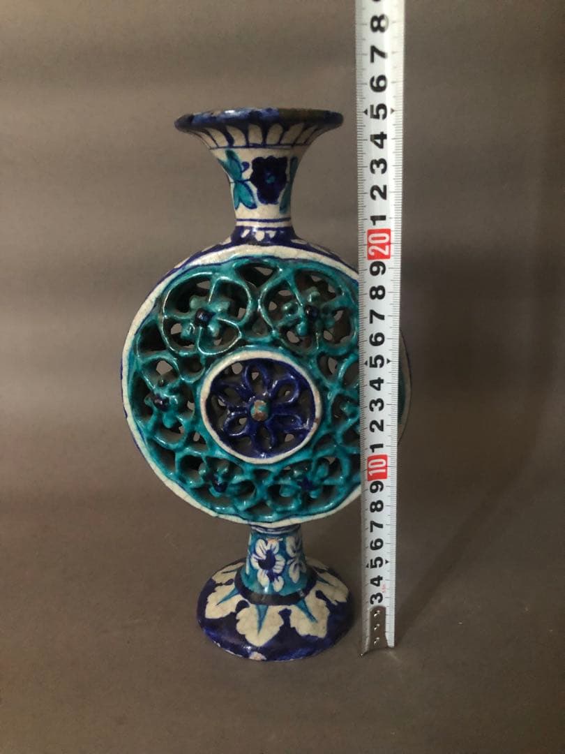 ペルシャ陶器 骨董　古美術　青瓷窯　陶器の置物　アンティーク イスラム陶器