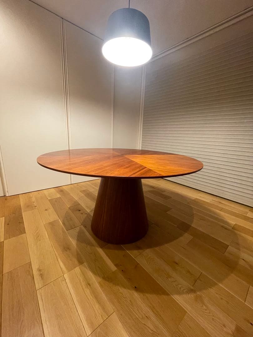 ダイニングテーブル　円形