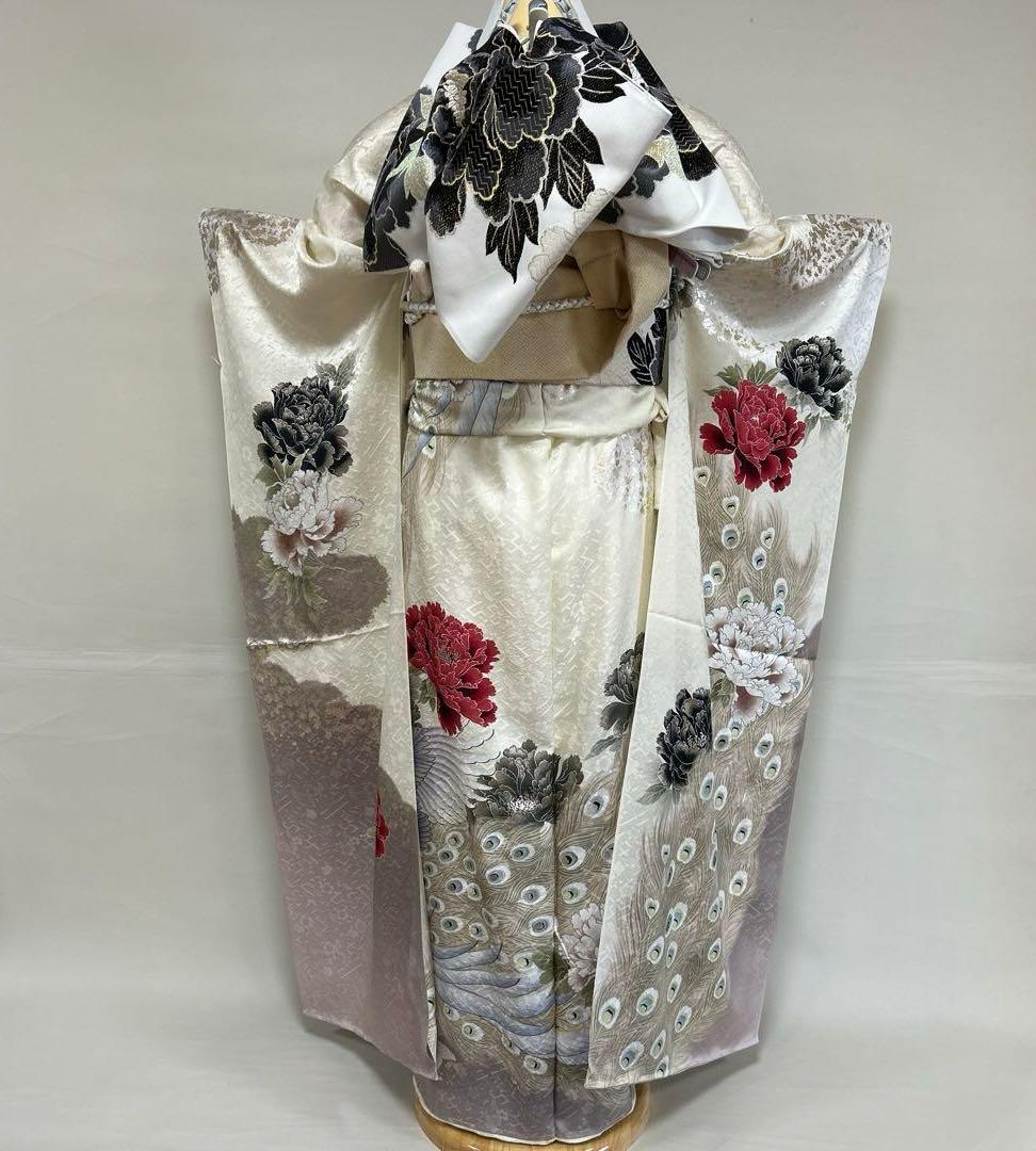 生成り孔雀に牡丹の振袖フルセット