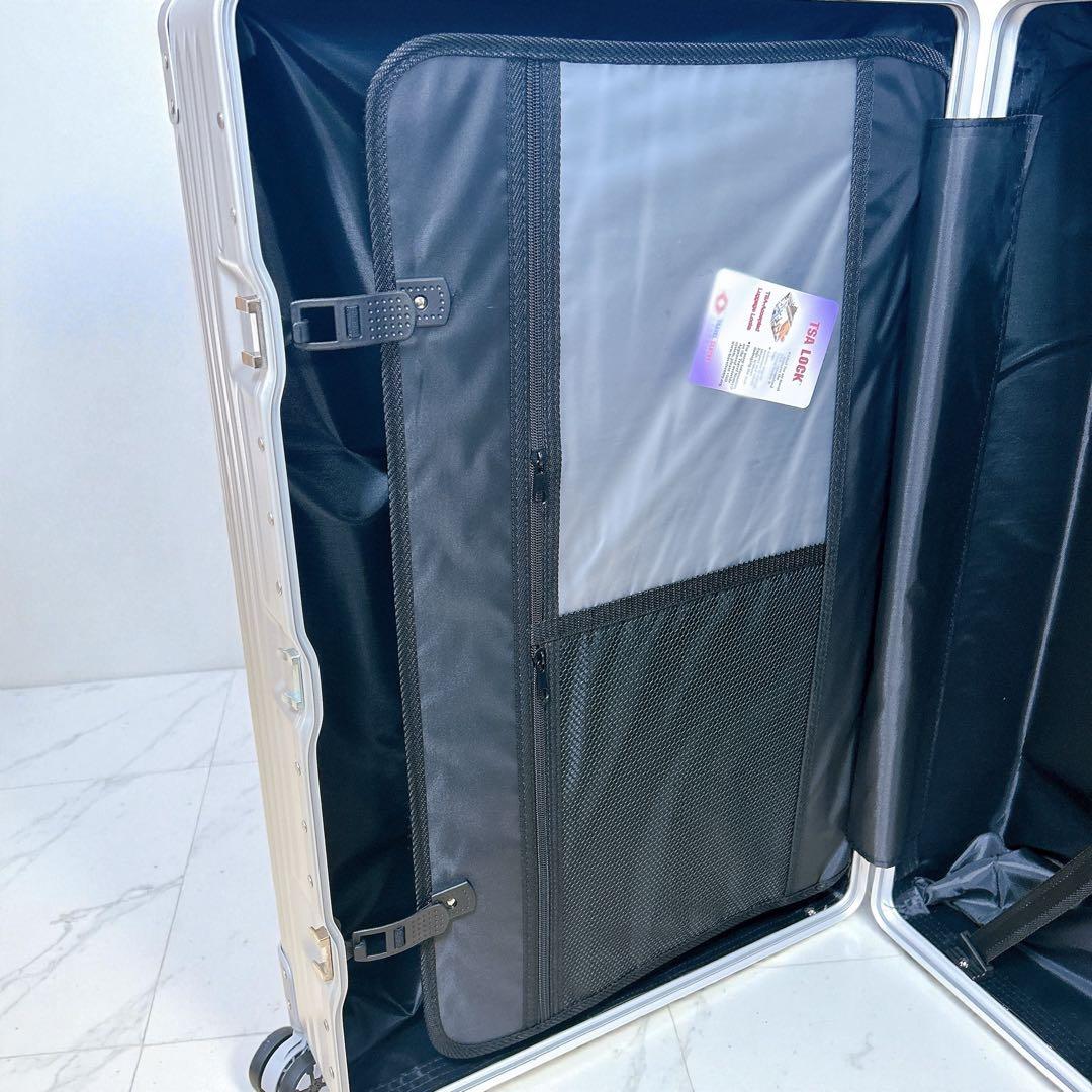キャリー ケース　スーツケース　X L 大型　 軽量　旅行