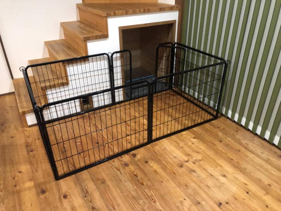 ステンレス製の折りたたみ式物干しスタンド、使わないときはコンパクトに収納できる