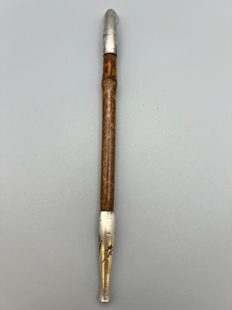 銀製　煙管　キセル　山風景図　赤銅金象嵌　銀細工　アンティーク　重量約32g