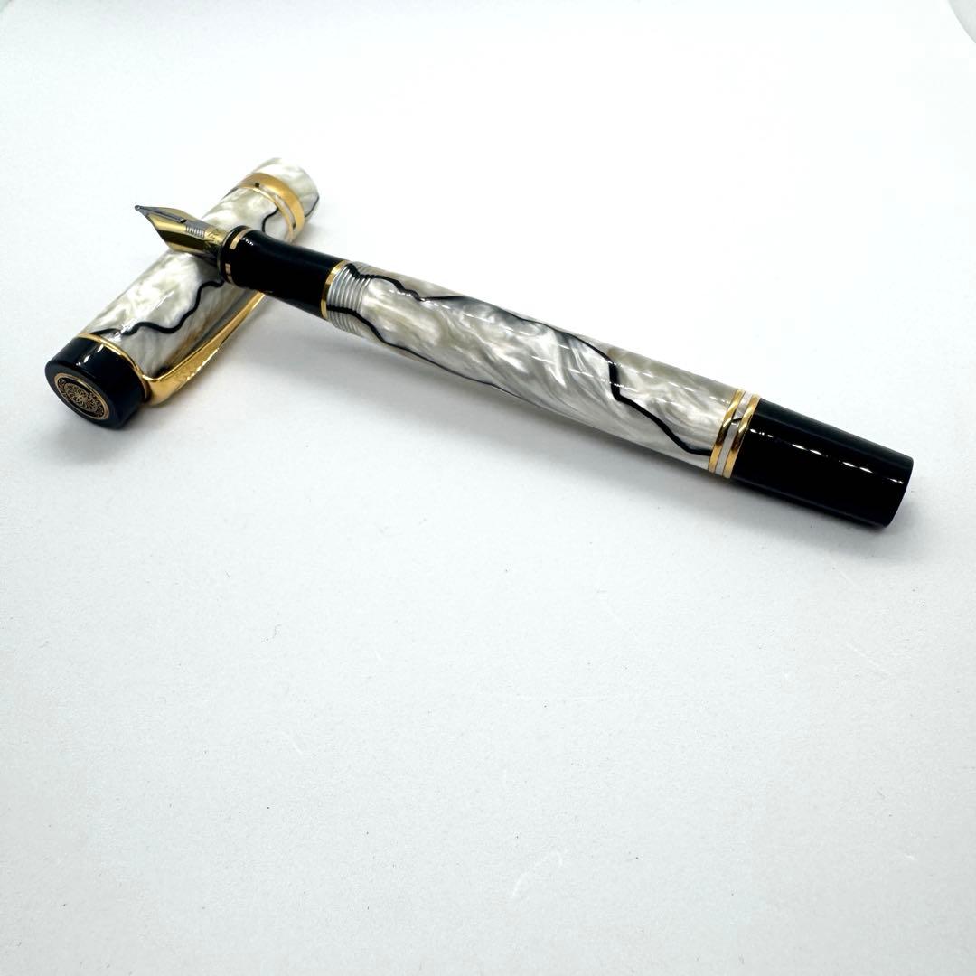 パーカー 万年筆 デュオフォールド　パール ブラック 18K センテニアル