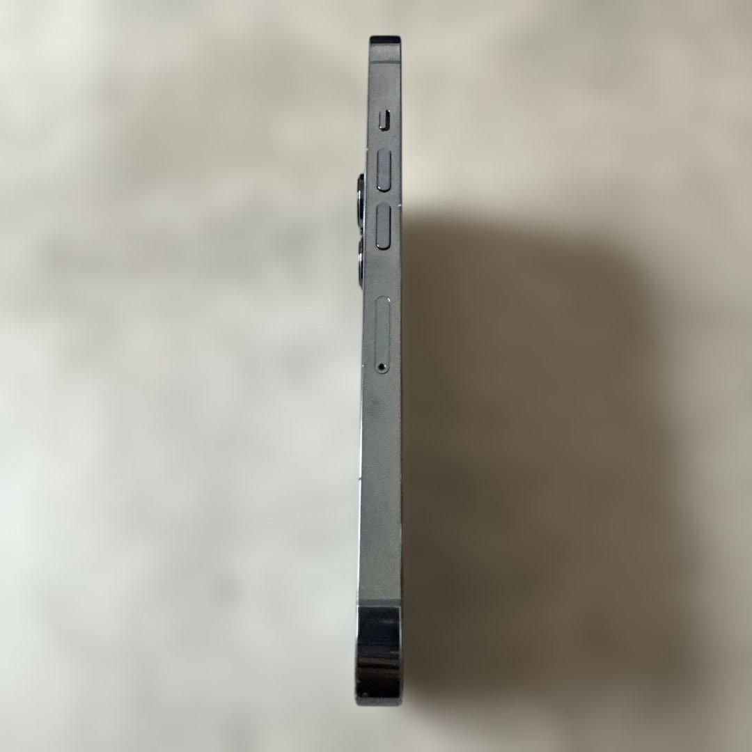 Apple iphone 13 pro 256 GB 本体 82％