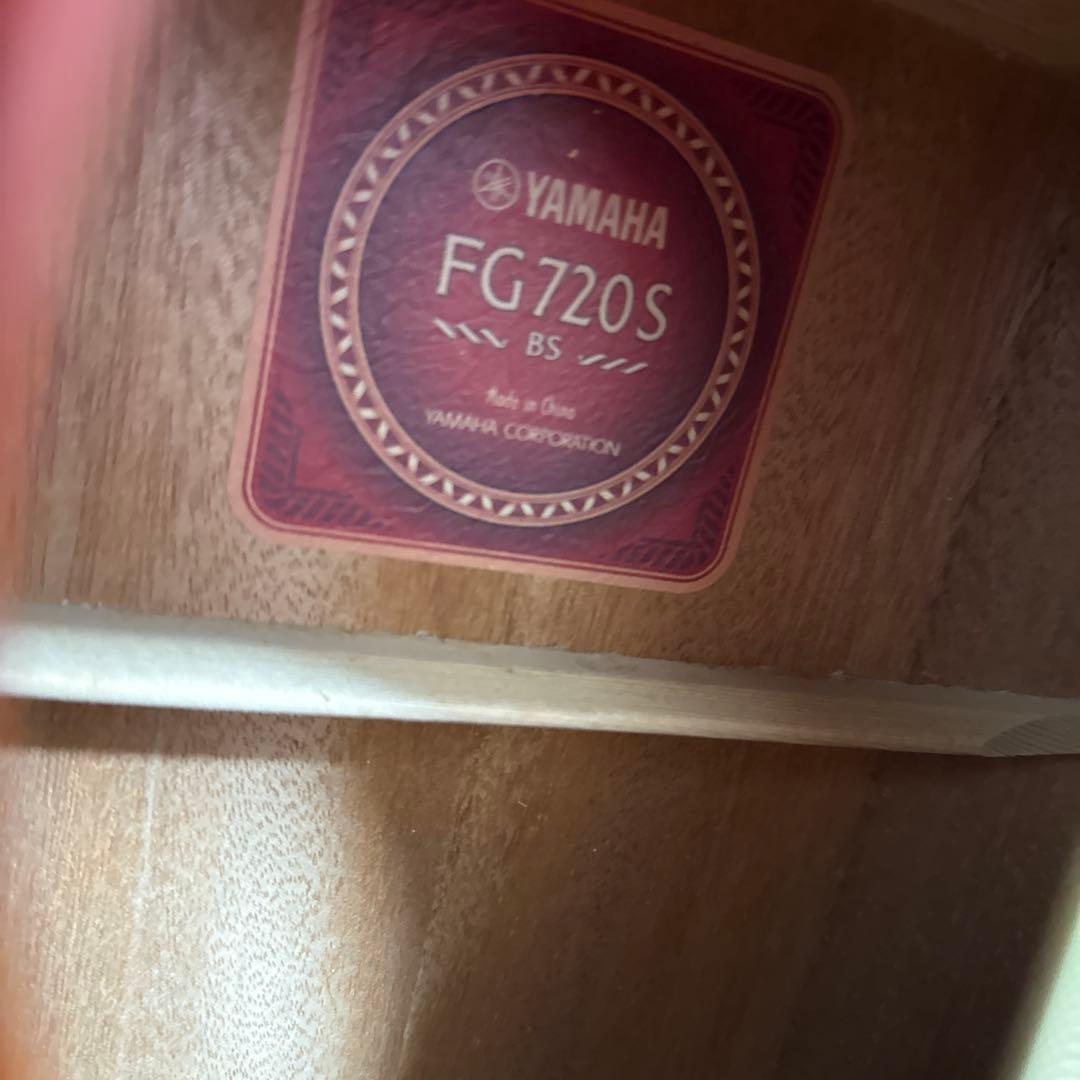 アコースティックギター　YAMAHA FG720S BS