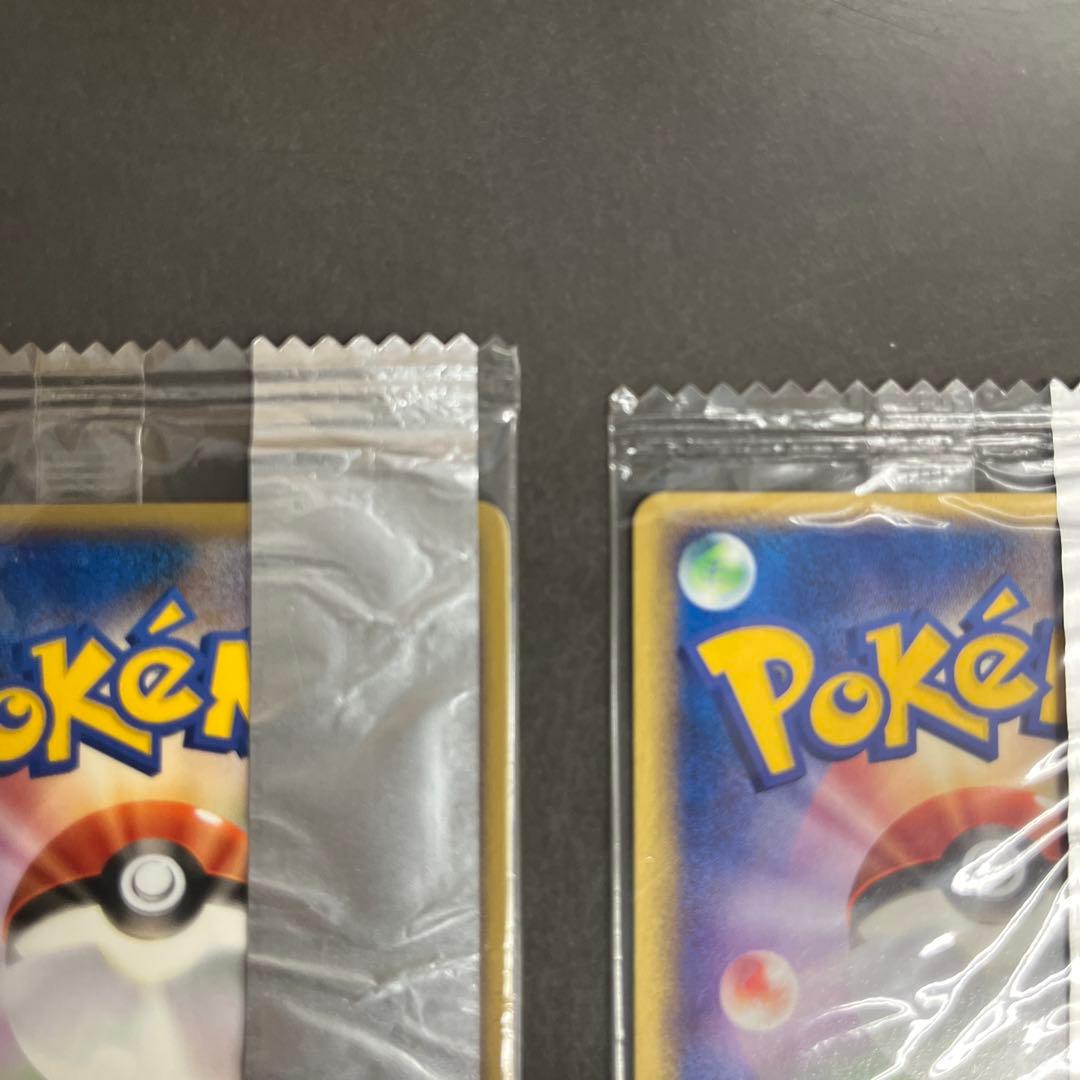 【未開封】ポケモンプロモMeiji明治　ヒトカゲ・リザード・リザードン3枚セット