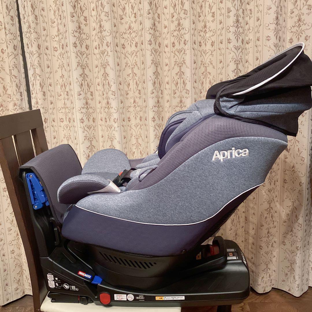 ✨美品✨Aprica クルリラAD チャイルドシート 回転式　ライトネイビー