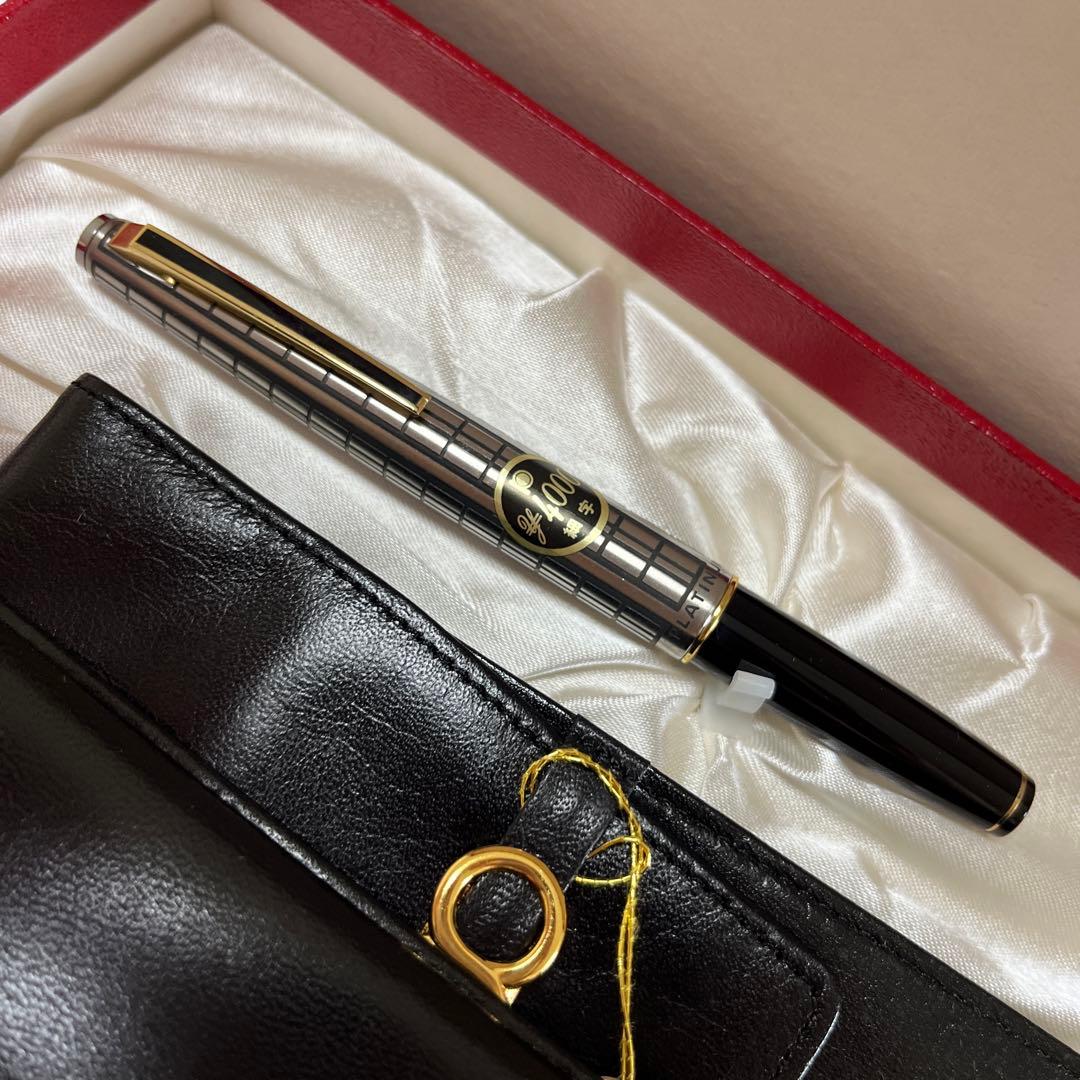 新品 廃盤 希少 プラチナ 格子柄 14K 細字 万年筆 シース 定期入