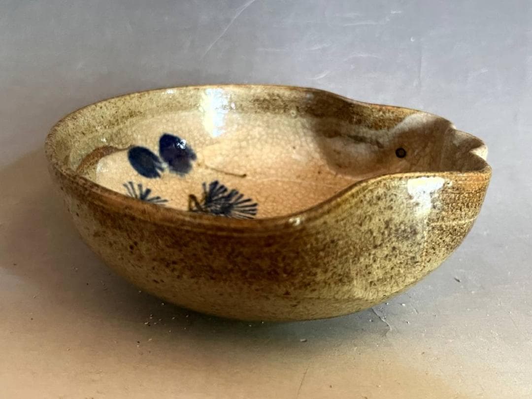 小鉢■古い鉢 鷹の図 絵瀬戸 鳥紋 瓢箪型 アテ皿 貫入皿 酒器時代物 骨董品■