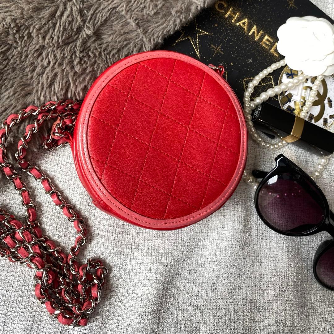 ★miyu★シャネル　チェーンショルダーバッグ　マトラッセ　ラムスキン　赤