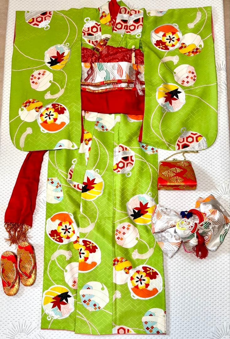 【七五三 七歳女の子　正絹　着物　帯　襦袢　草履バッグ　小物類】