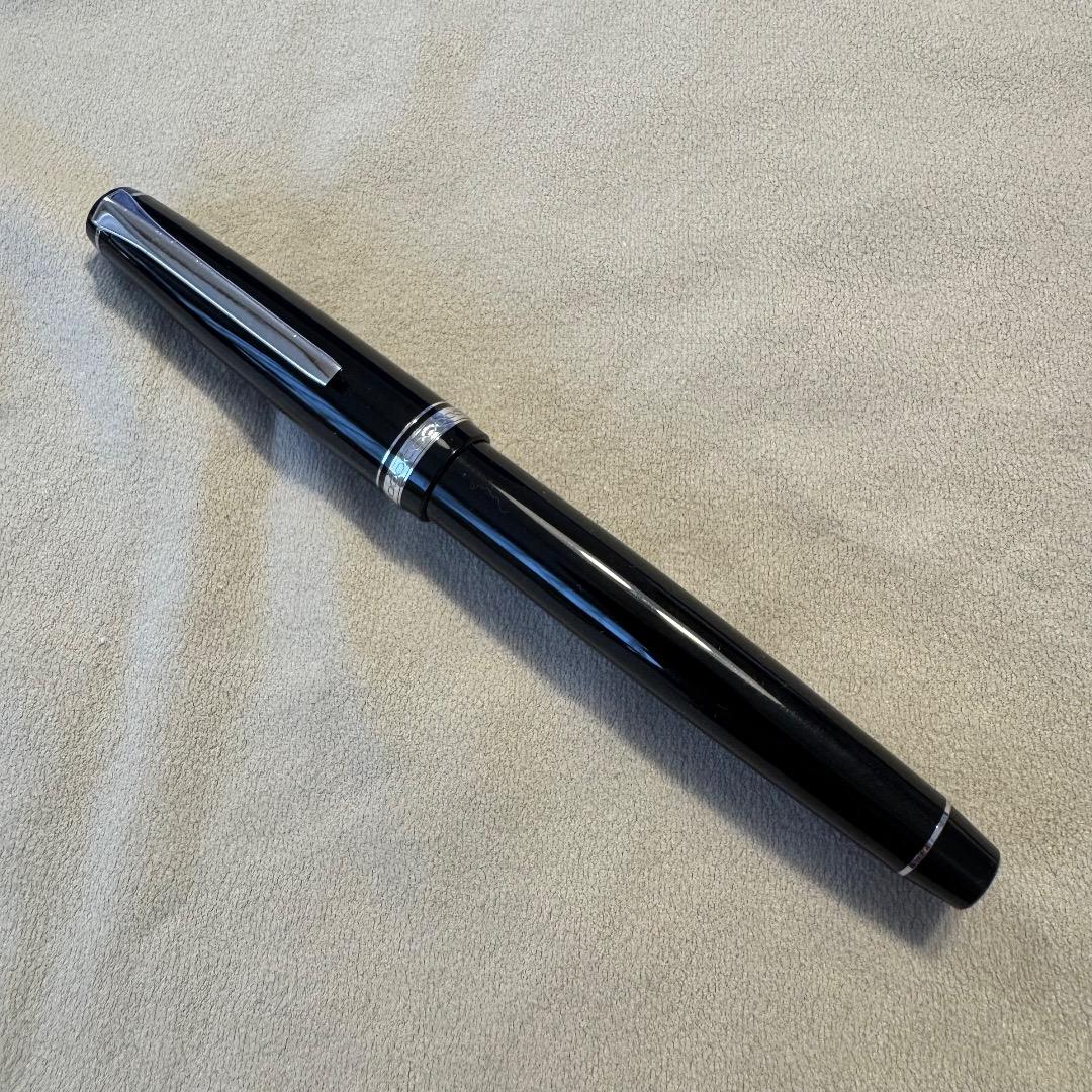 万年筆　パイロット　エラボー